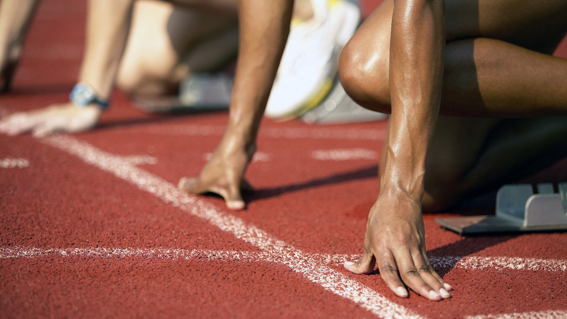 勇士加强篮板争抢减少对手二次机会，勇士队打法